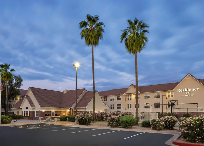 Hotel Phoenix Glendale/