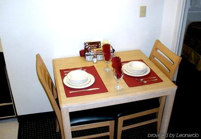 Hotel Phoenix Glendale/ 3*